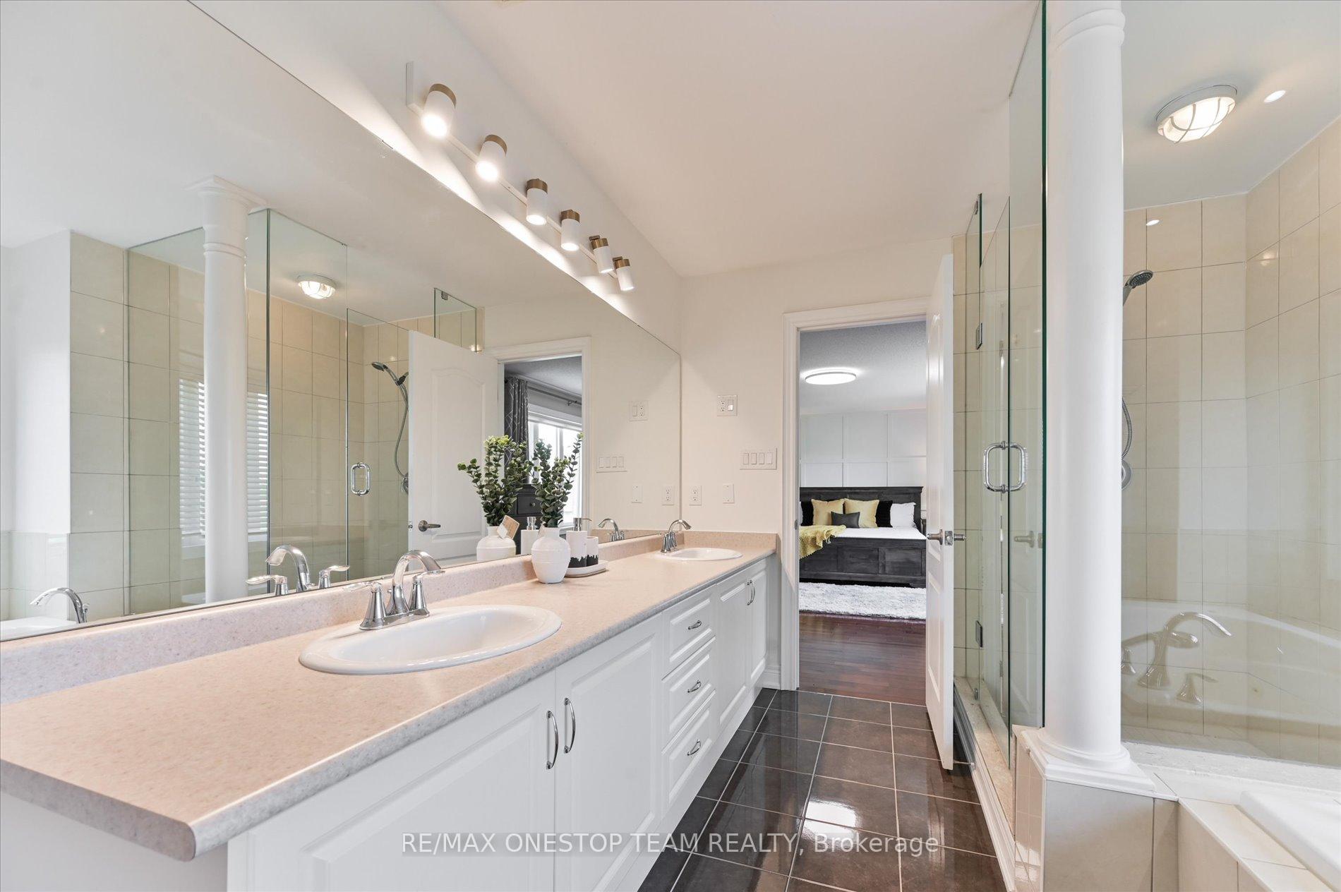 Photo 23 of 82 Heritage Estates Road, Vaughan, Patterson — HOMEH
