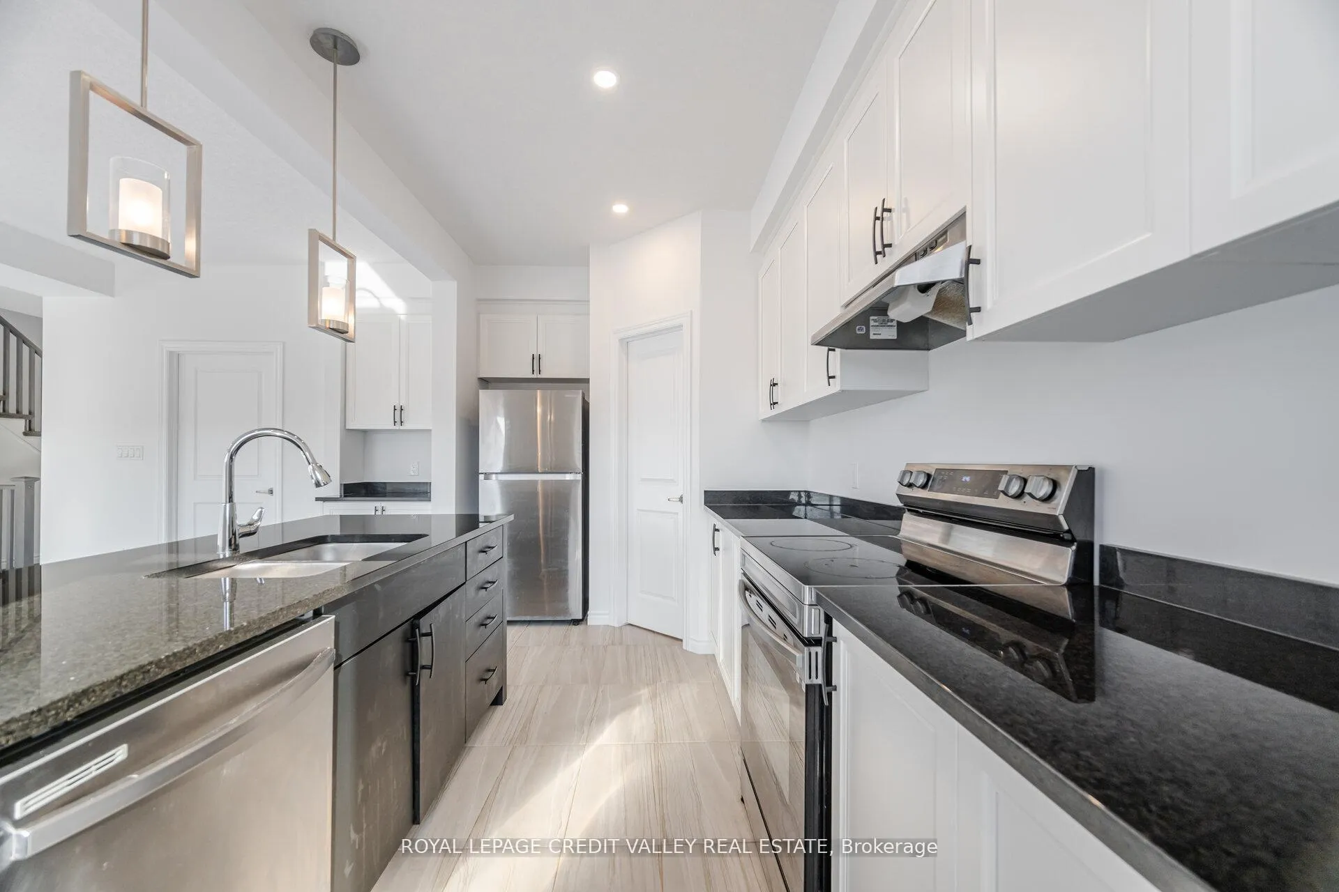 Photo 13 of 222 St George Street, West Perth, Mitchell — HOMEH