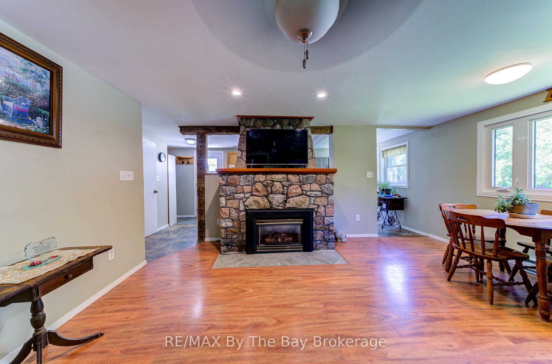 Photo 18 of 1105 Shore Lane, Wasaga Beach — HOMEH