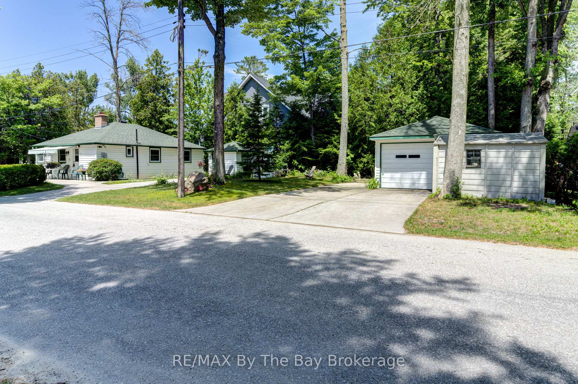 Photo 22 of 1105 Shore Lane, Wasaga Beach — HOMEH