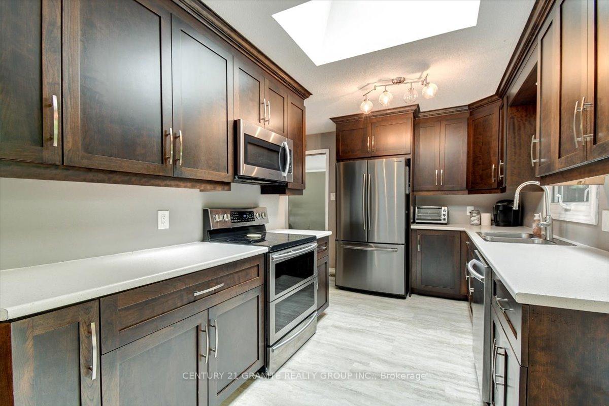 Photo 17 of 22 Forest Hill Road, Bancroft, Bancroft Ward — HOMEH