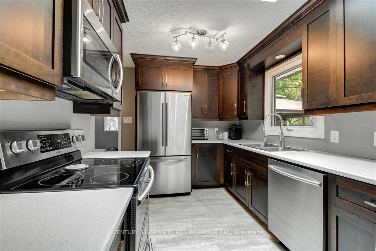 Photo 11 of 22 Forest Hill Road, Bancroft, Bancroft Ward — HOMEH