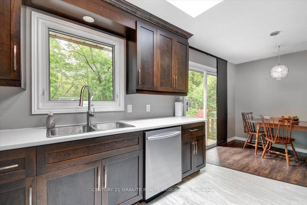 Photo 12 of 22 Forest Hill Road, Bancroft, Bancroft Ward — HOMEH