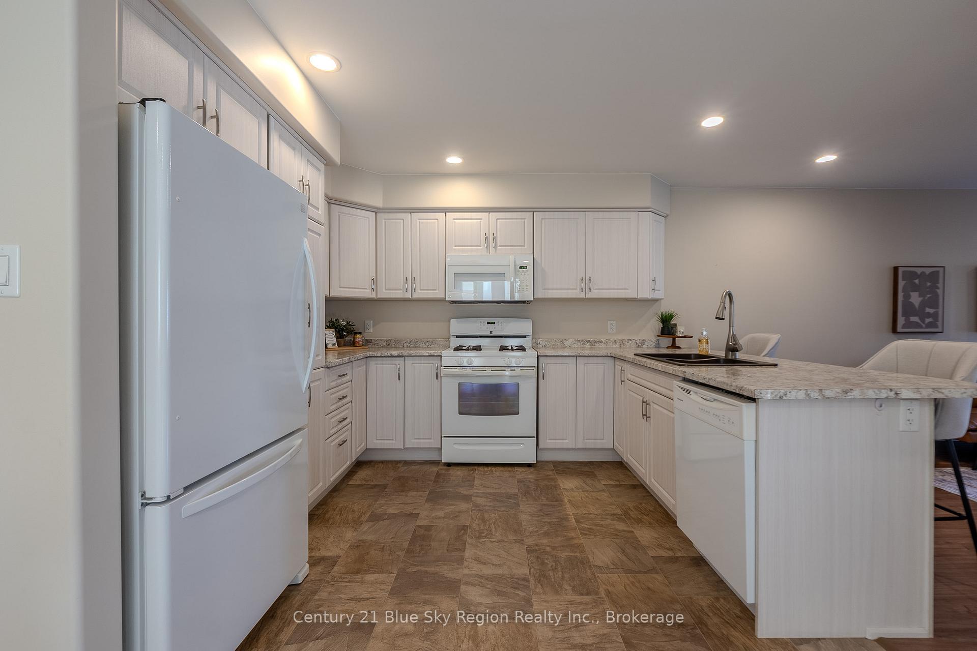 Photo 10 of 102 Second Street, West Nipissing, Sturgeon Falls — HOMEH