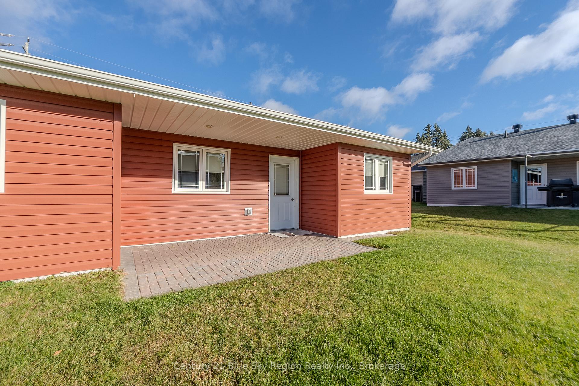 Photo 36 of 102 Second Street, West Nipissing, Sturgeon Falls — HOMEH