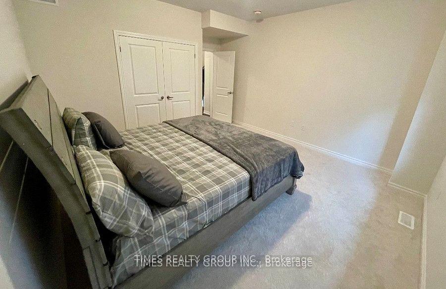 Photo 7 of 3217 Mosley Street, Wasaga Beach — HOMEH