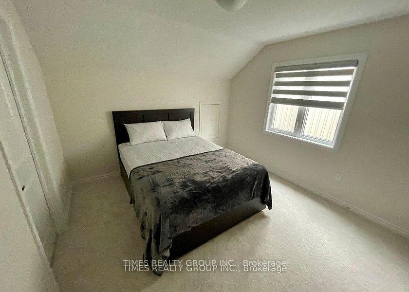 Photo 10 of 3217 Mosley Street, Wasaga Beach — HOMEH