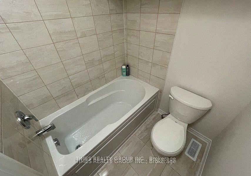 Photo 13 of 3217 Mosley Street, Wasaga Beach — HOMEH