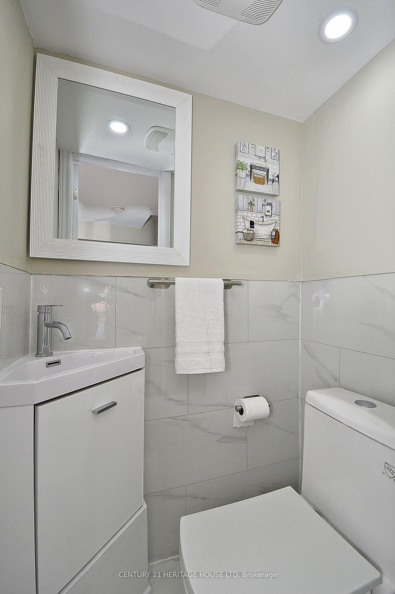 Photo 17 of Unit A, 262 Northlake Drive, Waterloo — HOMEH