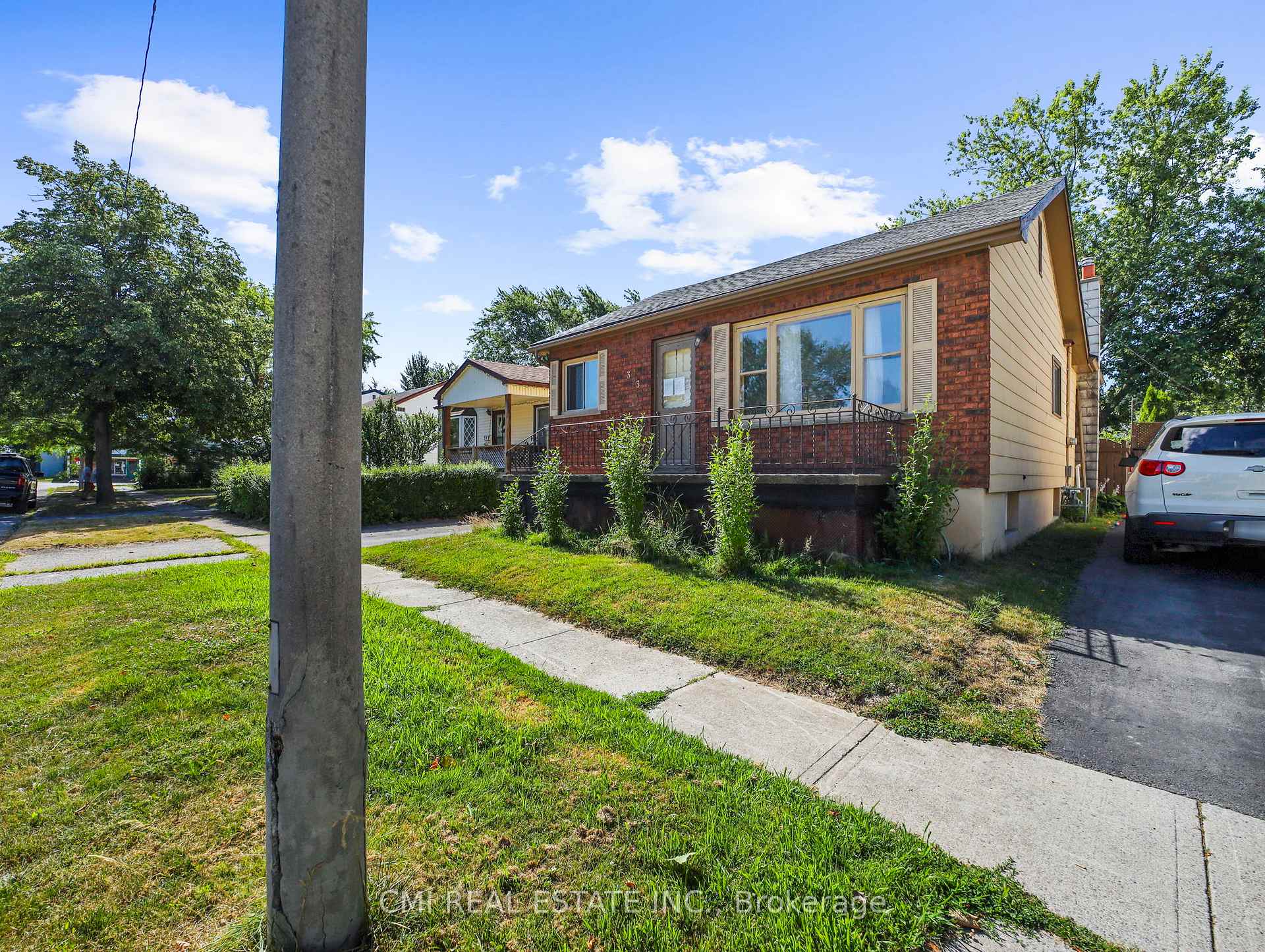 Photo 3 of 393 Corvette Street, Welland, Lincoln/Crowland — HOMEH