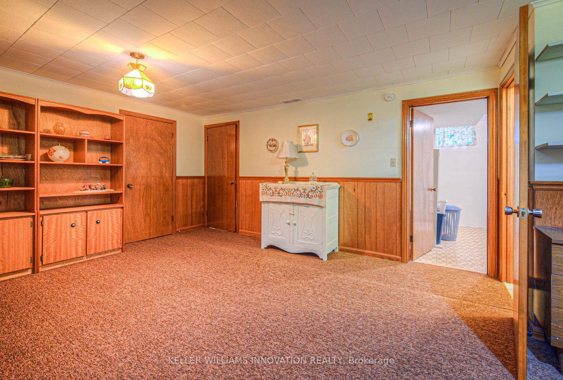 Photo 26 of 641 Black Oak Crescent, Waterloo — HOMEH