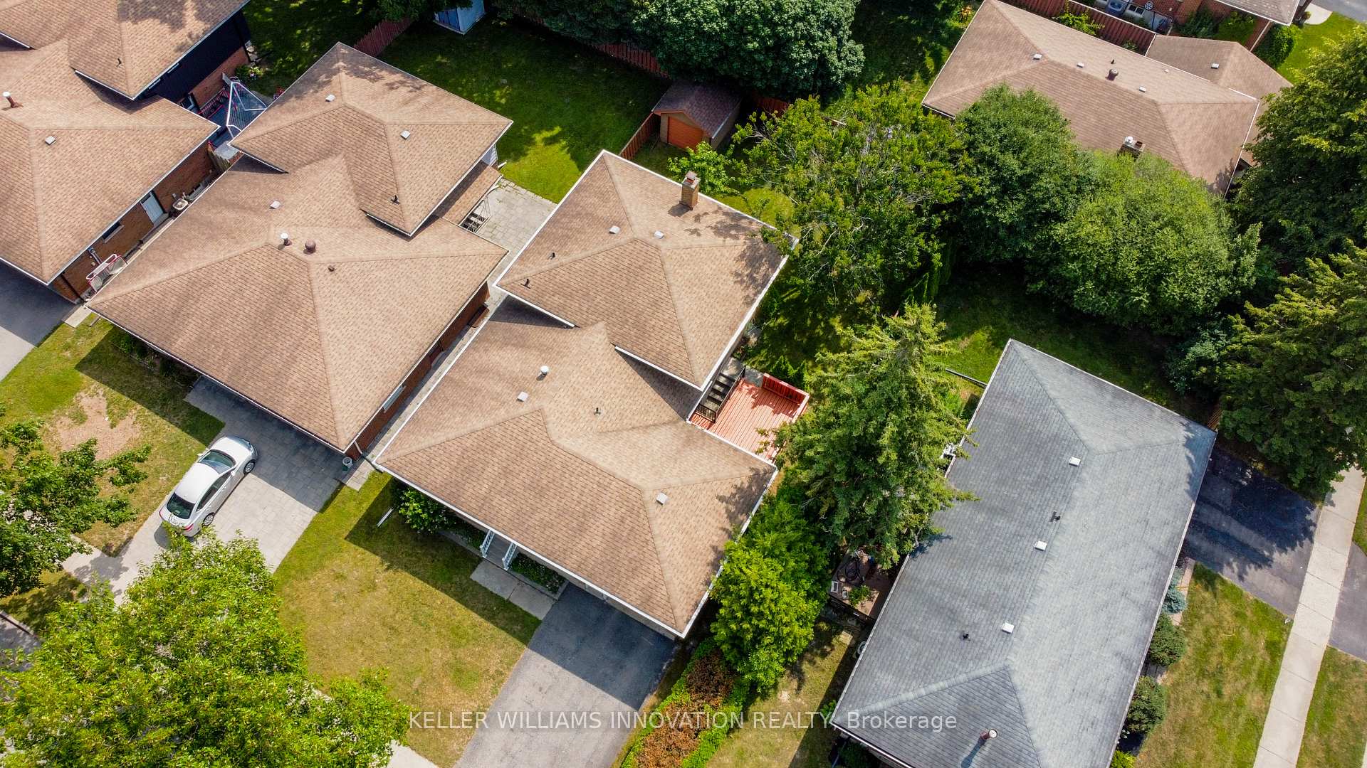 Photo 34 of 641 Black Oak Crescent, Waterloo — HOMEH