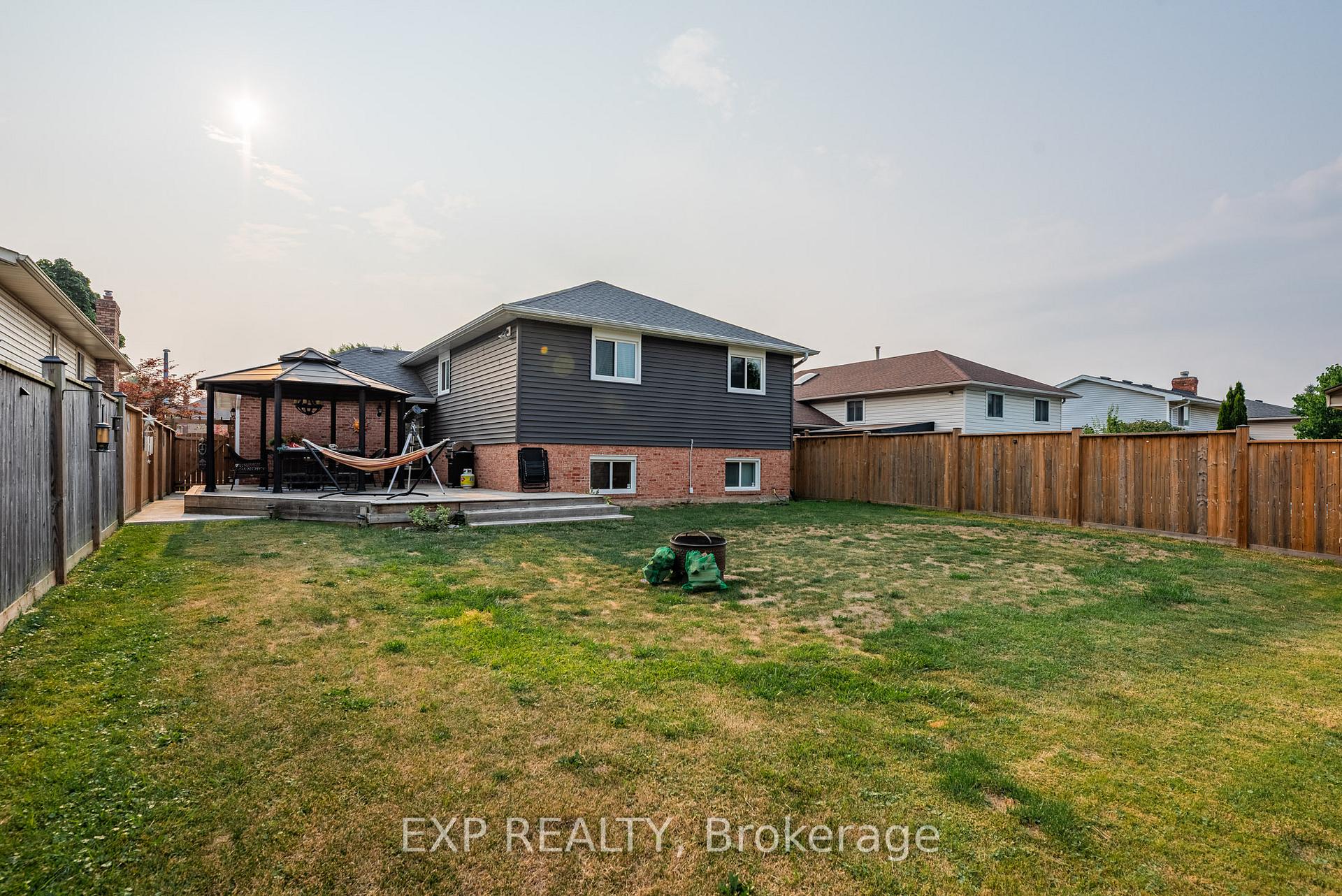 Photo 40 of 213 Northwood Drive, Welland, N. Welland — HOMEH