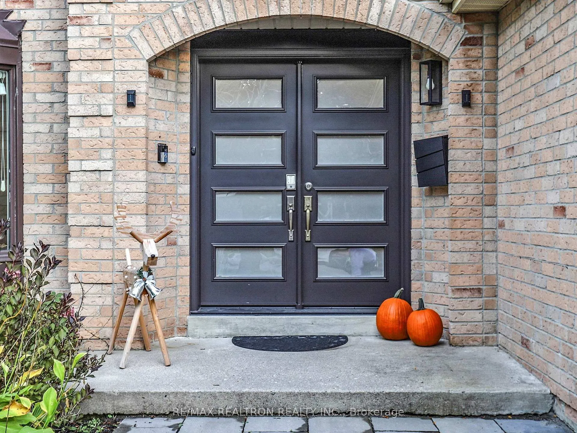 Photo 6 of 19 Timpson Drive, Aurora, Aurora Highlands — HOMEH