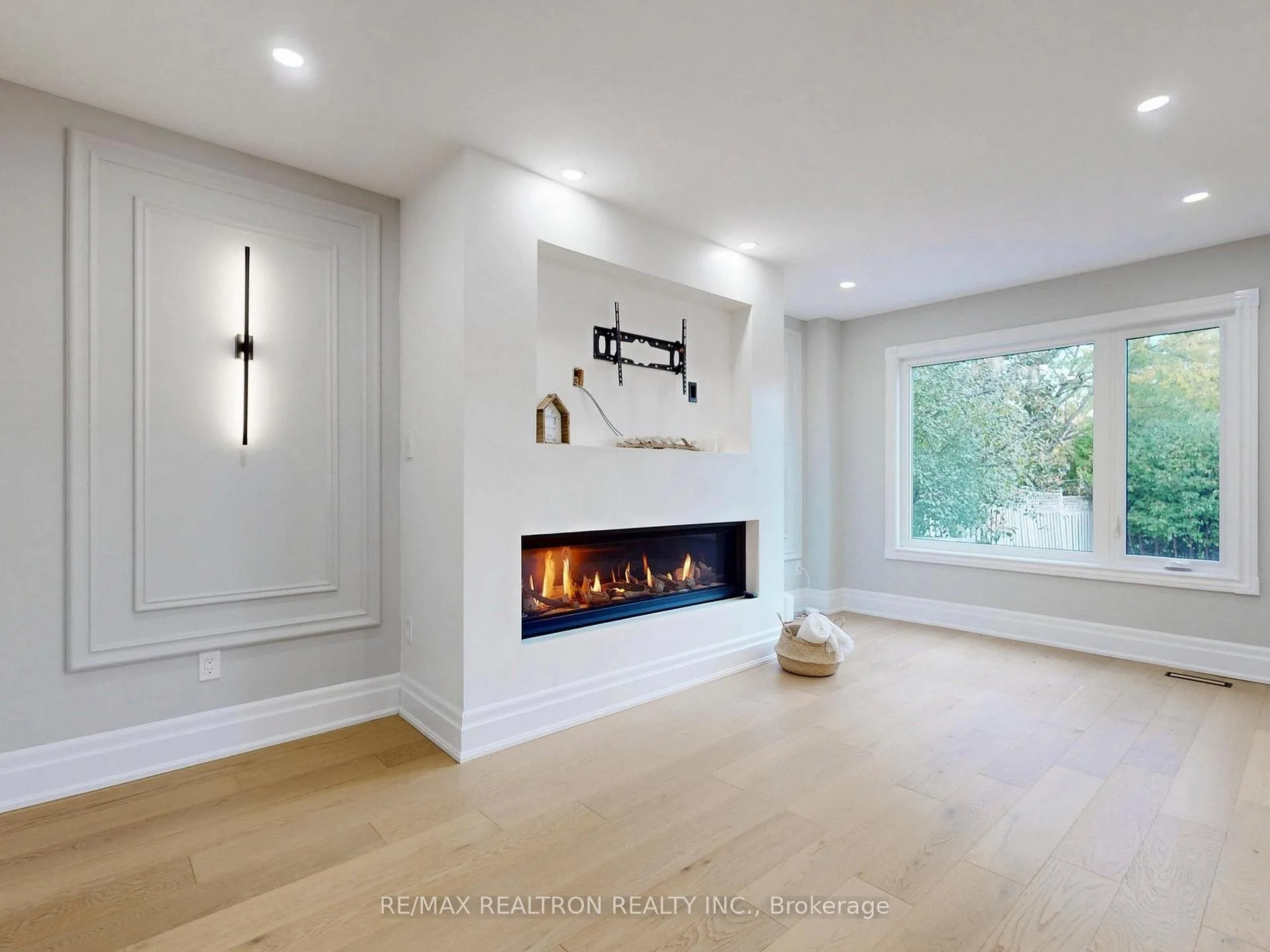 Photo 19 of 19 Timpson Drive, Aurora, Aurora Highlands — HOMEH