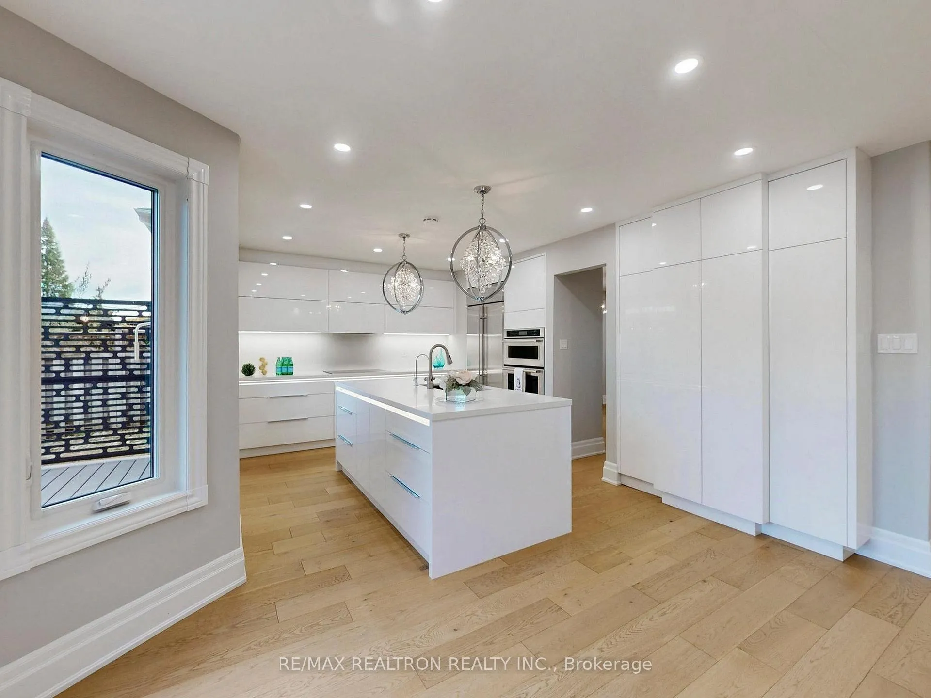 Photo 27 of 19 Timpson Drive, Aurora, Aurora Highlands — HOMEH