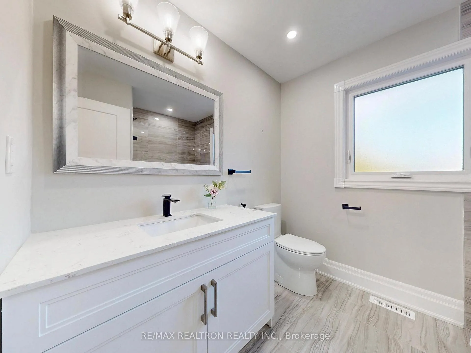 Photo 73 of 19 Timpson Drive, Aurora, Aurora Highlands — HOMEH
