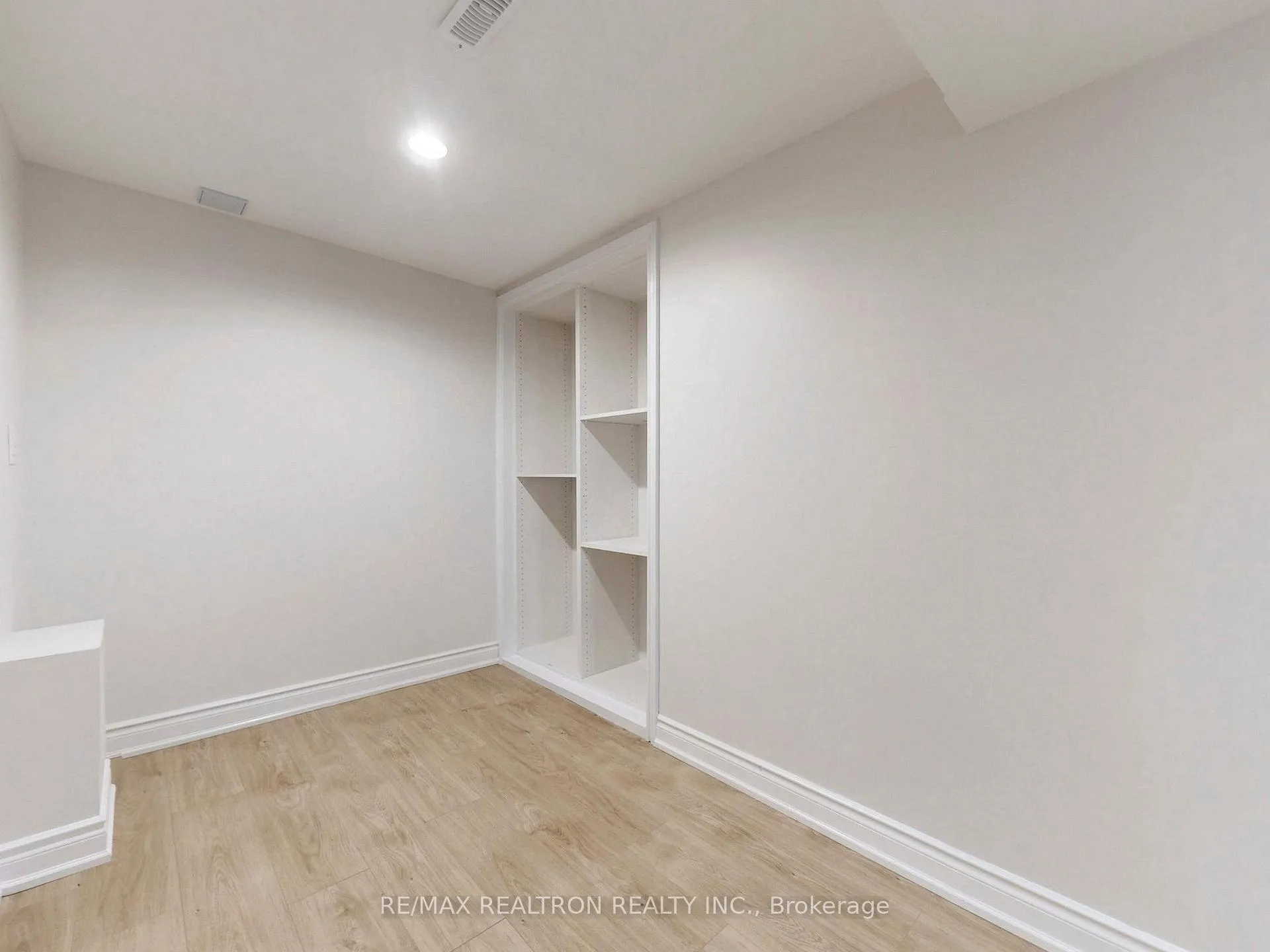 Photo 83 of 19 Timpson Drive, Aurora, Aurora Highlands — HOMEH