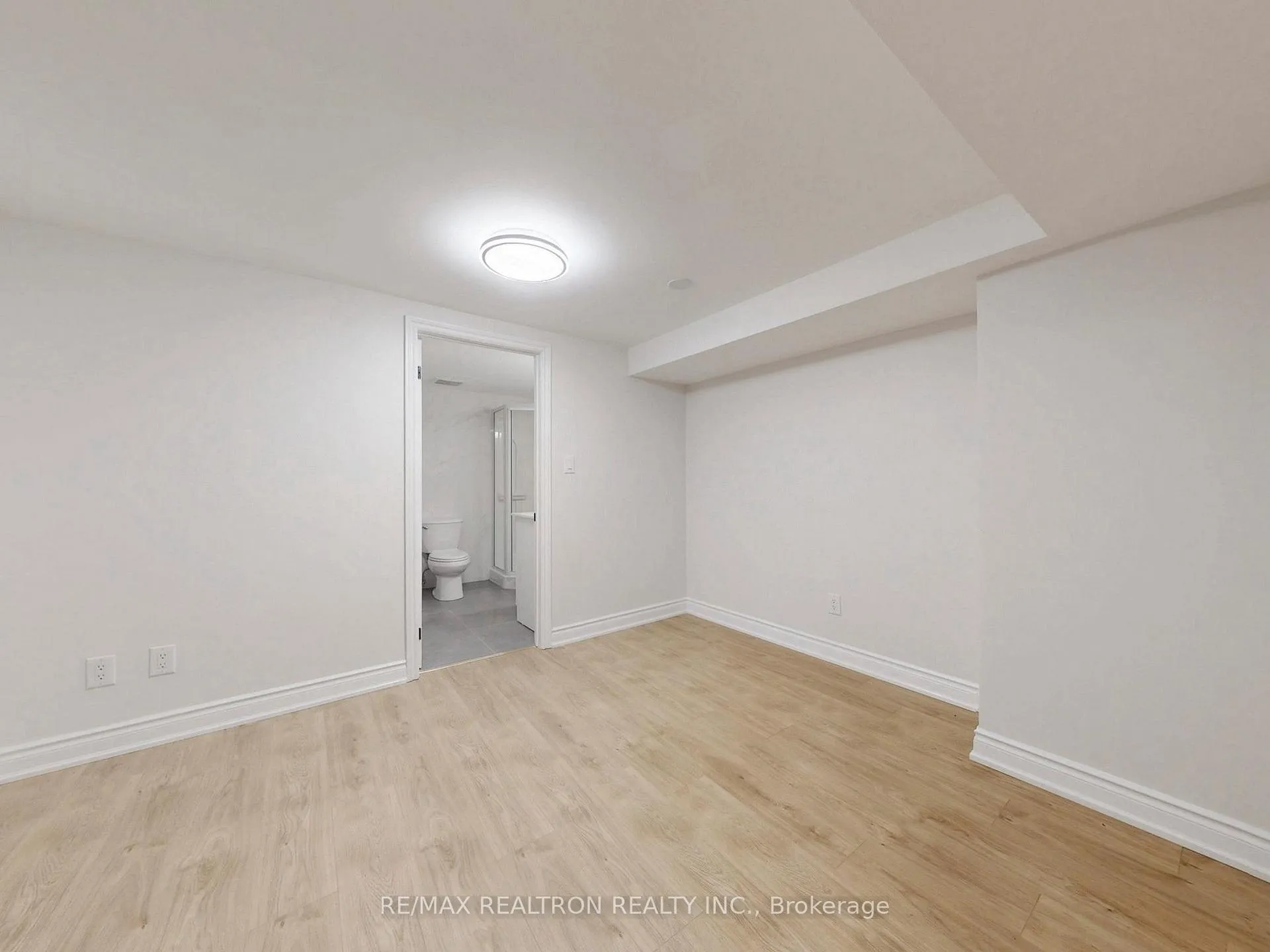 Photo 86 of 19 Timpson Drive, Aurora, Aurora Highlands — HOMEH
