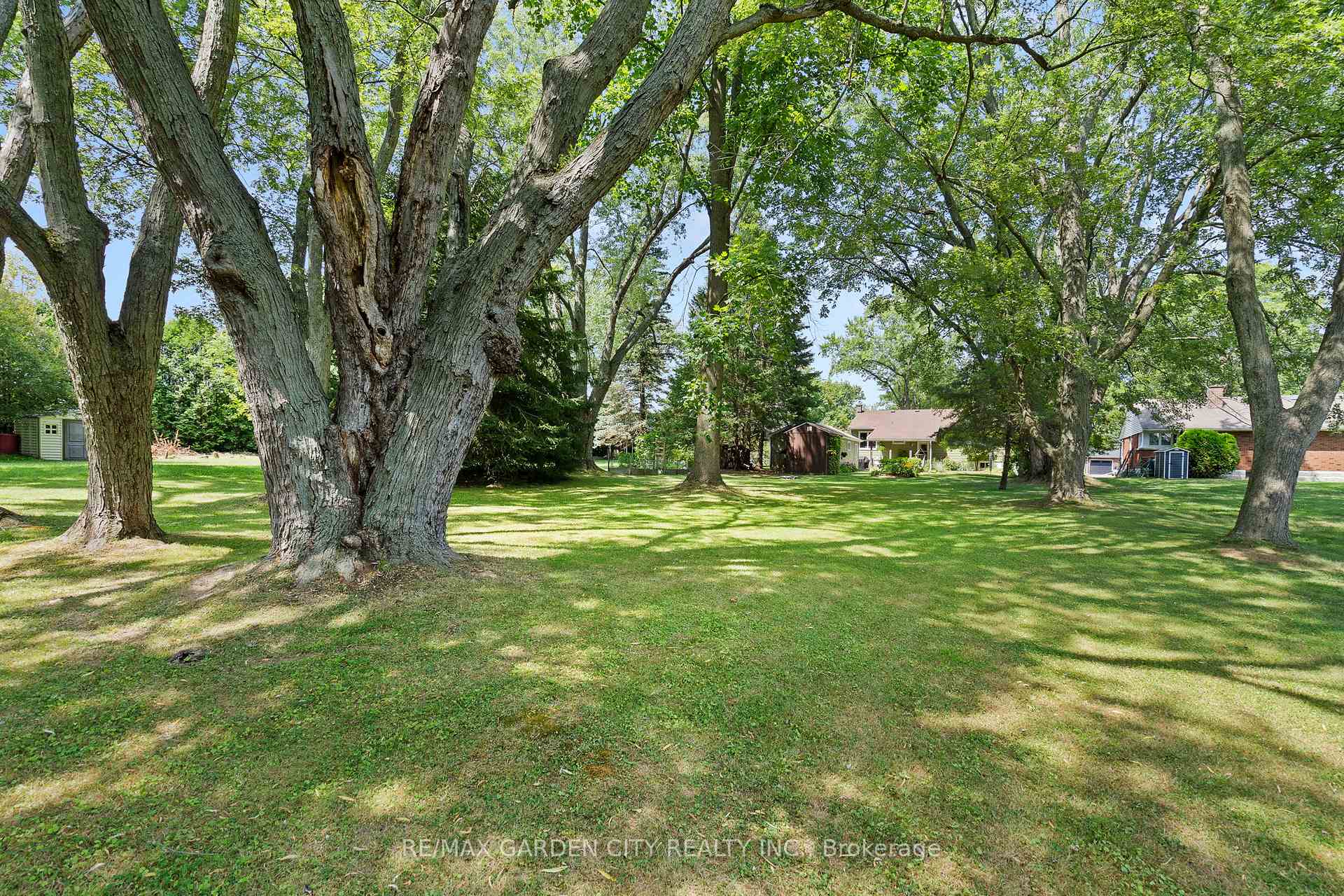 Photo 29 of 83 Summerlea Avenue, Welland, N. Welland — HOMEH
