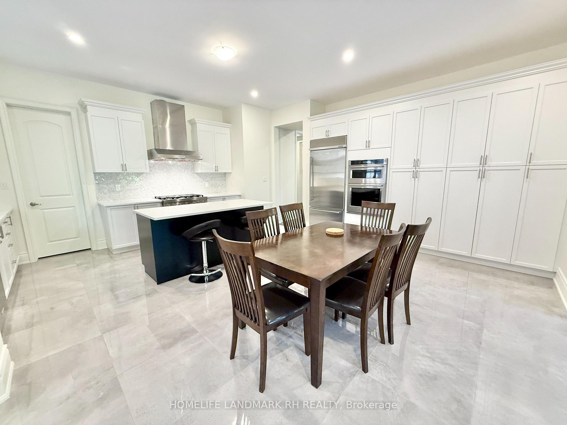 Photo 8 of 218 Farrell Road, Vaughan, Patterson — HOMEH