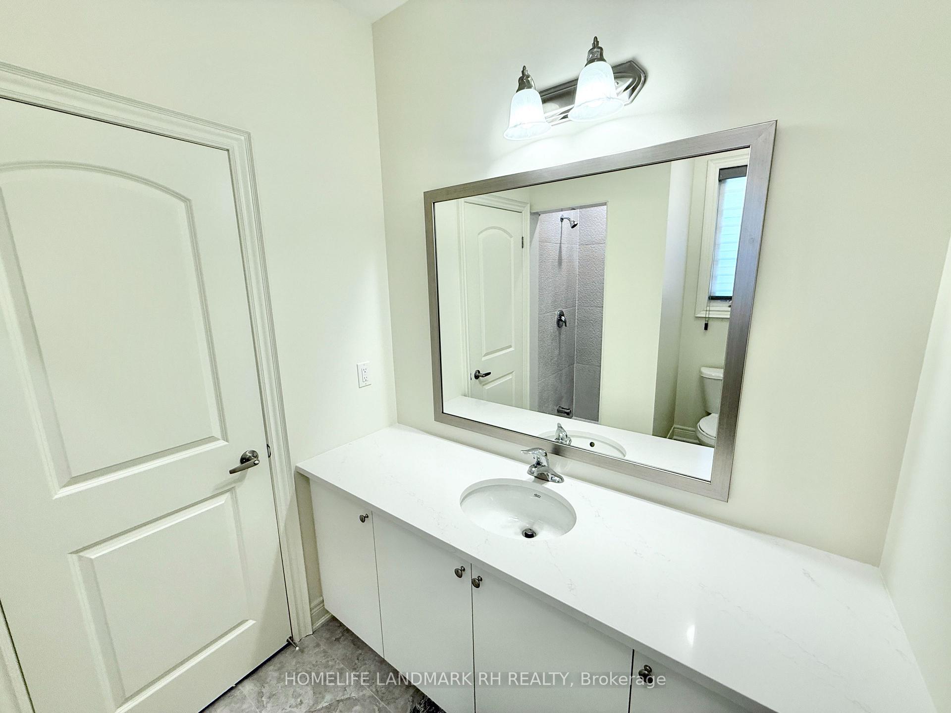 Photo 29 of 218 Farrell Road, Vaughan, Patterson — HOMEH