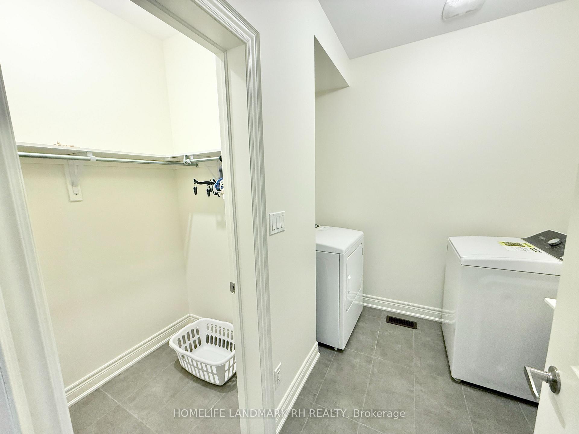 Photo 35 of 218 Farrell Road, Vaughan, Patterson — HOMEH