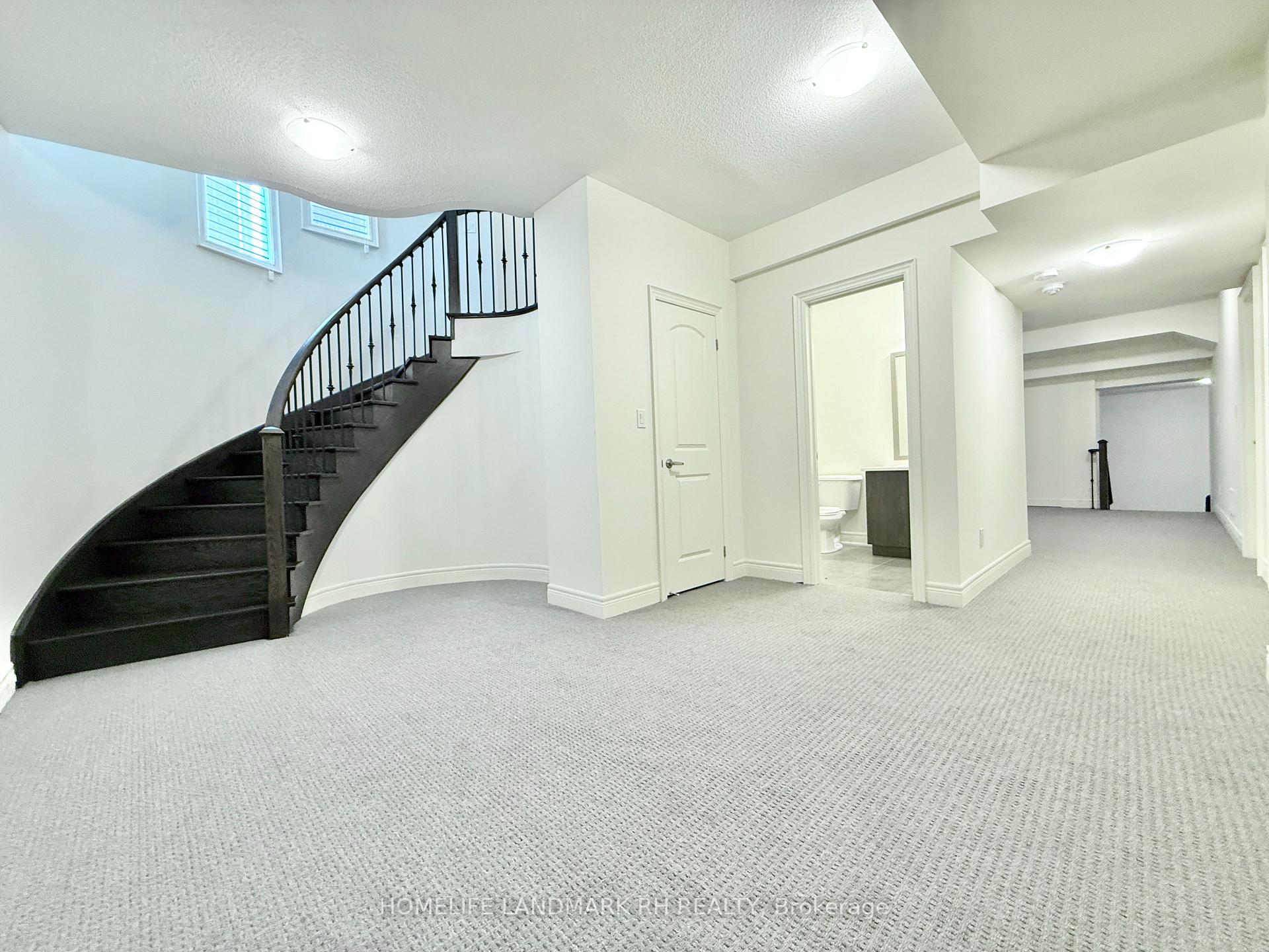 Photo 44 of 218 Farrell Road, Vaughan, Patterson — HOMEH