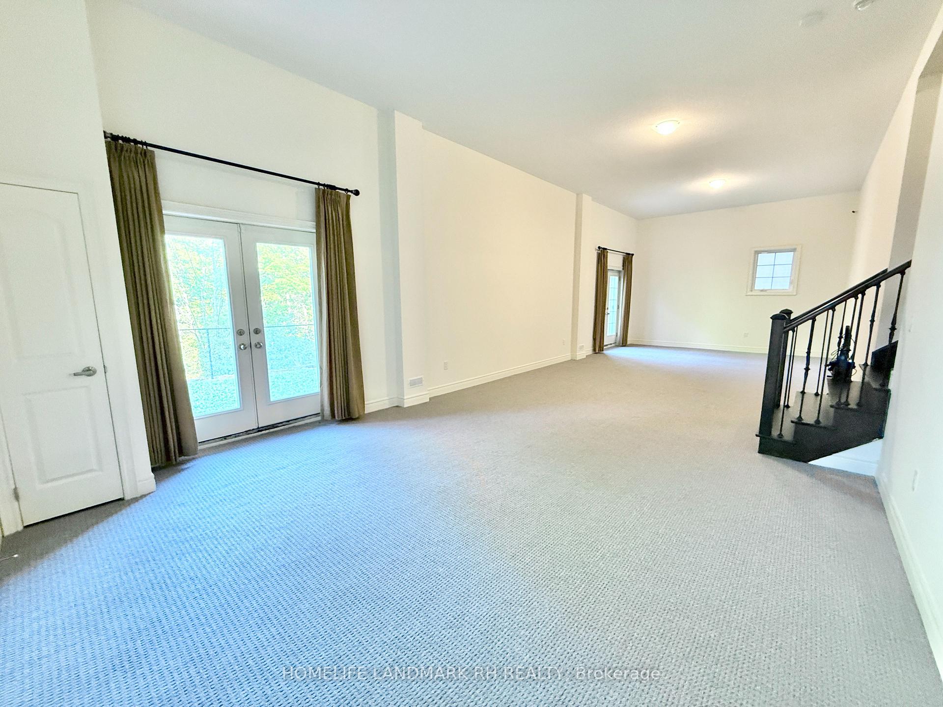 Photo 47 of 218 Farrell Road, Vaughan, Patterson — HOMEH