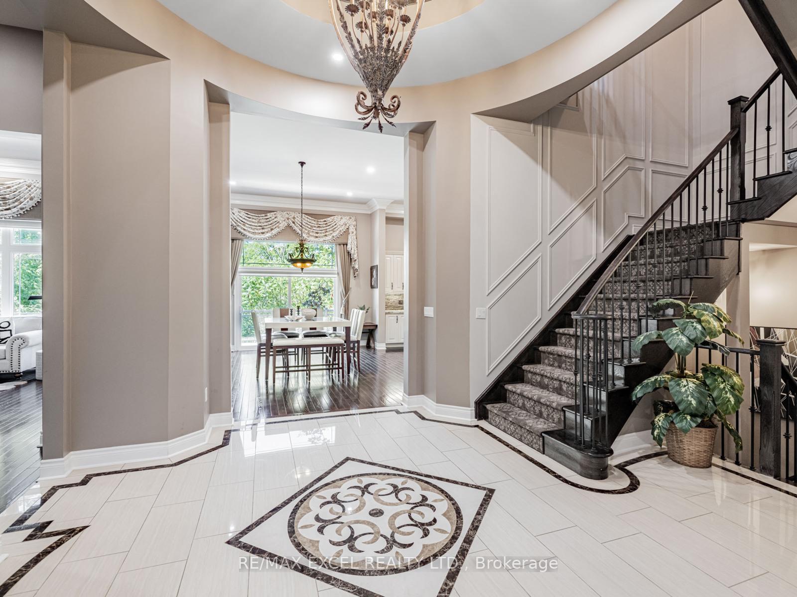 Photo 8 of 146 Upper Post Road W, Vaughan, Patterson — HOMEH