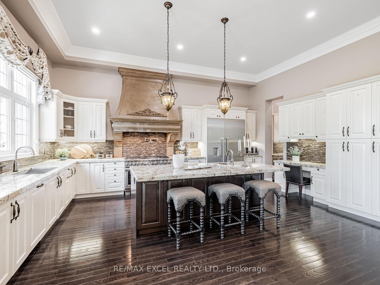 Photo 15 of 146 Upper Post Road W, Vaughan, Patterson — HOMEH