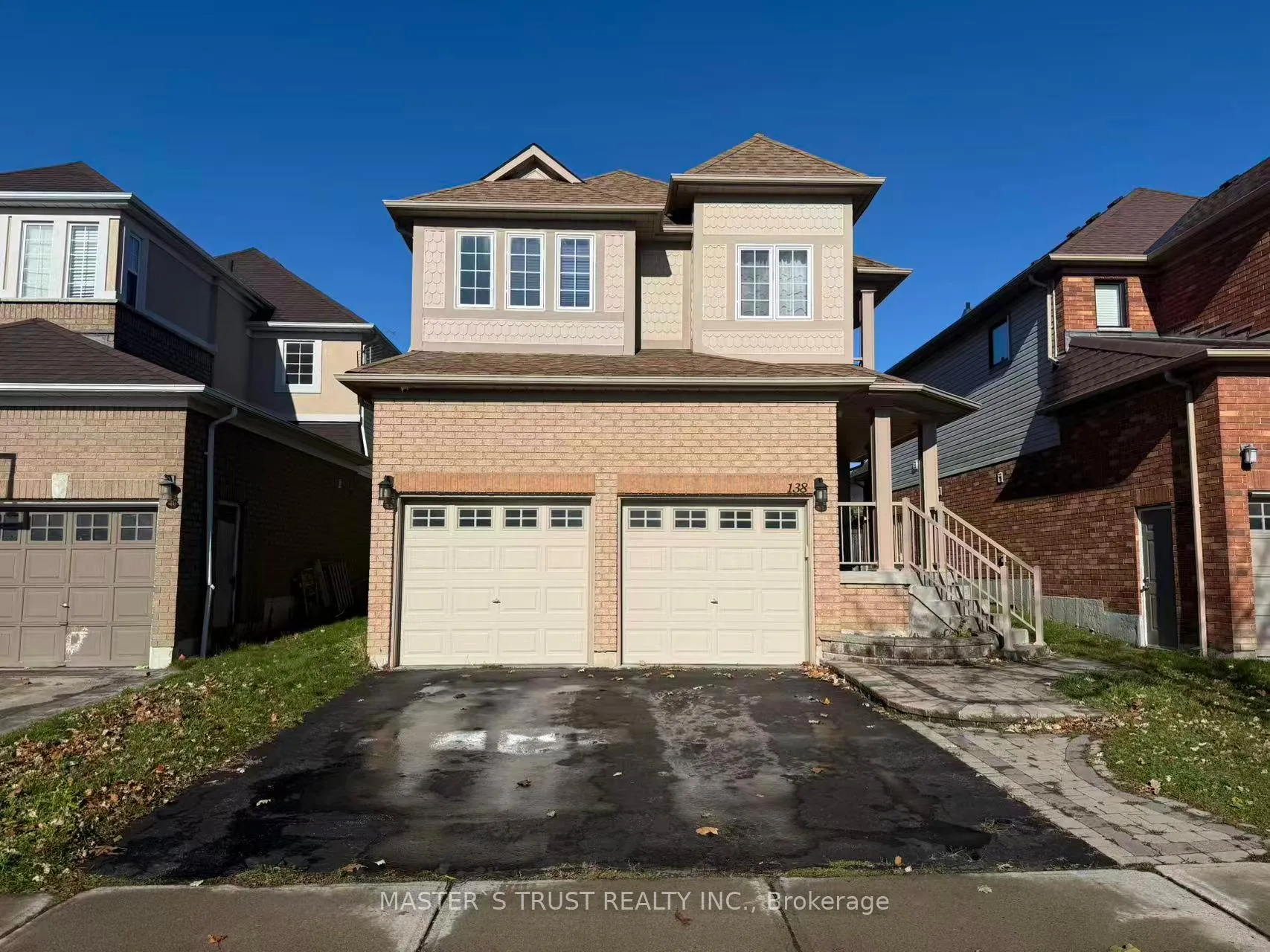 Front of 138 Whitby Shores Greenway