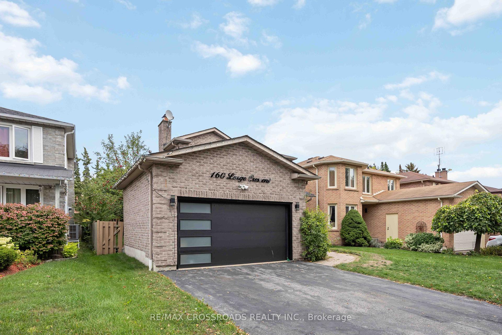 Photo 8 of 160 Large Crescent, Ajax, Central West — HOMEH