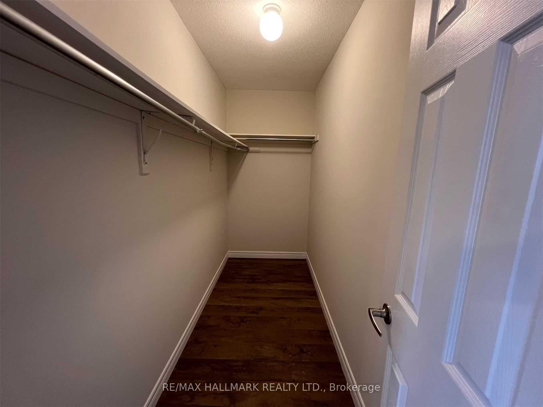 Photo 15 of 10 Coral Acres Drive, Vaughan, Patterson — HOMEH