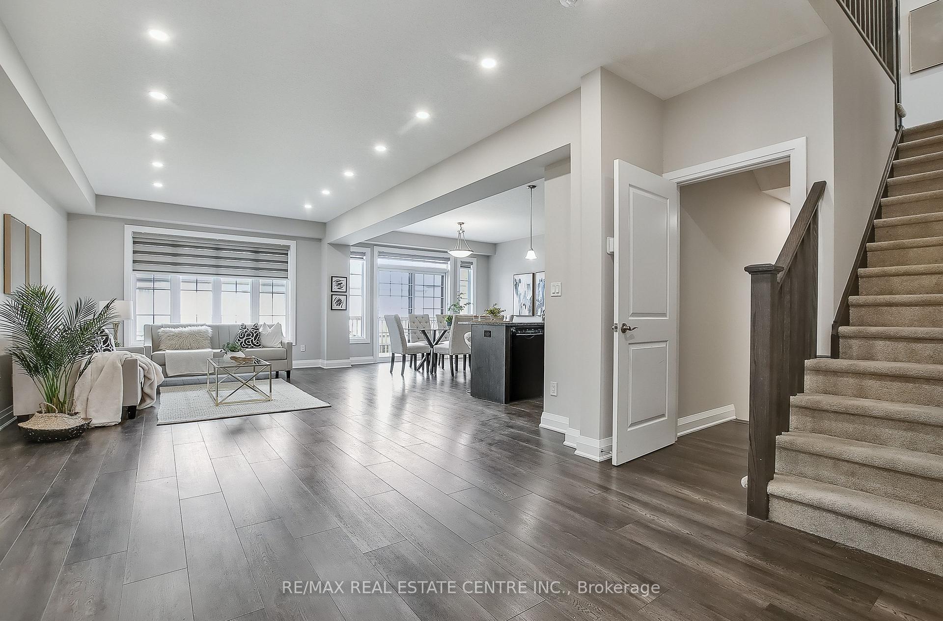 Photo 6 of 291 Raspberry Place, Waterloo — HOMEH
