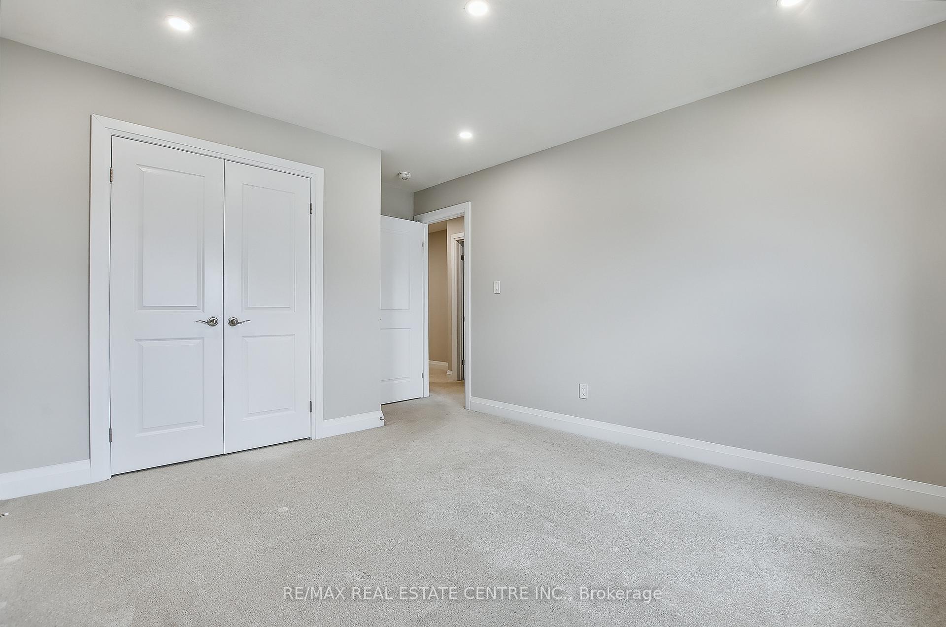 Photo 27 of 291 Raspberry Place, Waterloo — HOMEH