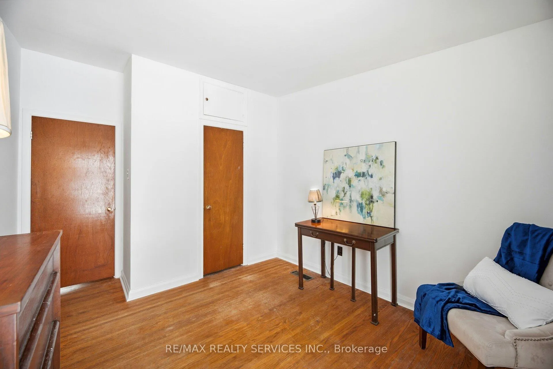 Photo 19 of 128 Hillcrest Drive, Whitby, Downtown Whitby — HOMEH