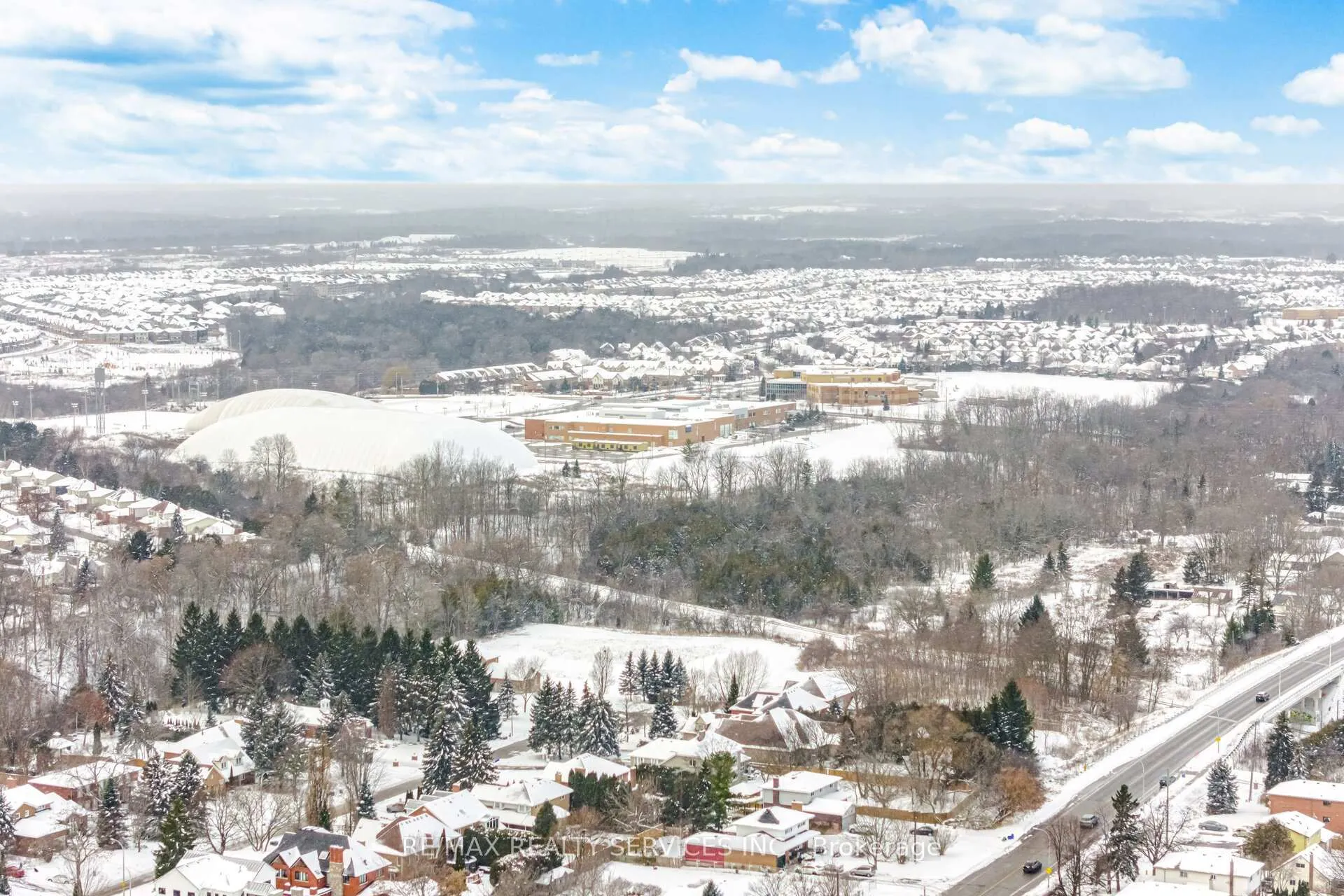 Photo 33 of 128 Hillcrest Drive, Whitby, Downtown Whitby — HOMEH