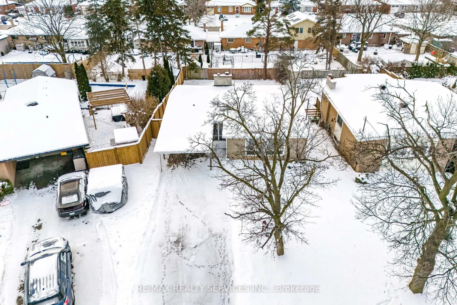 Photo 34 of 128 Hillcrest Drive, Whitby, Downtown Whitby — HOMEH