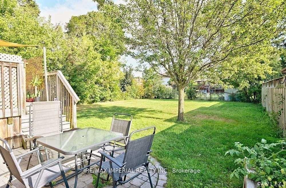 Photo 14 of Unit Bsmt, 711 Gilbert Street, Whitby, Downtown Whitby — HOMEH