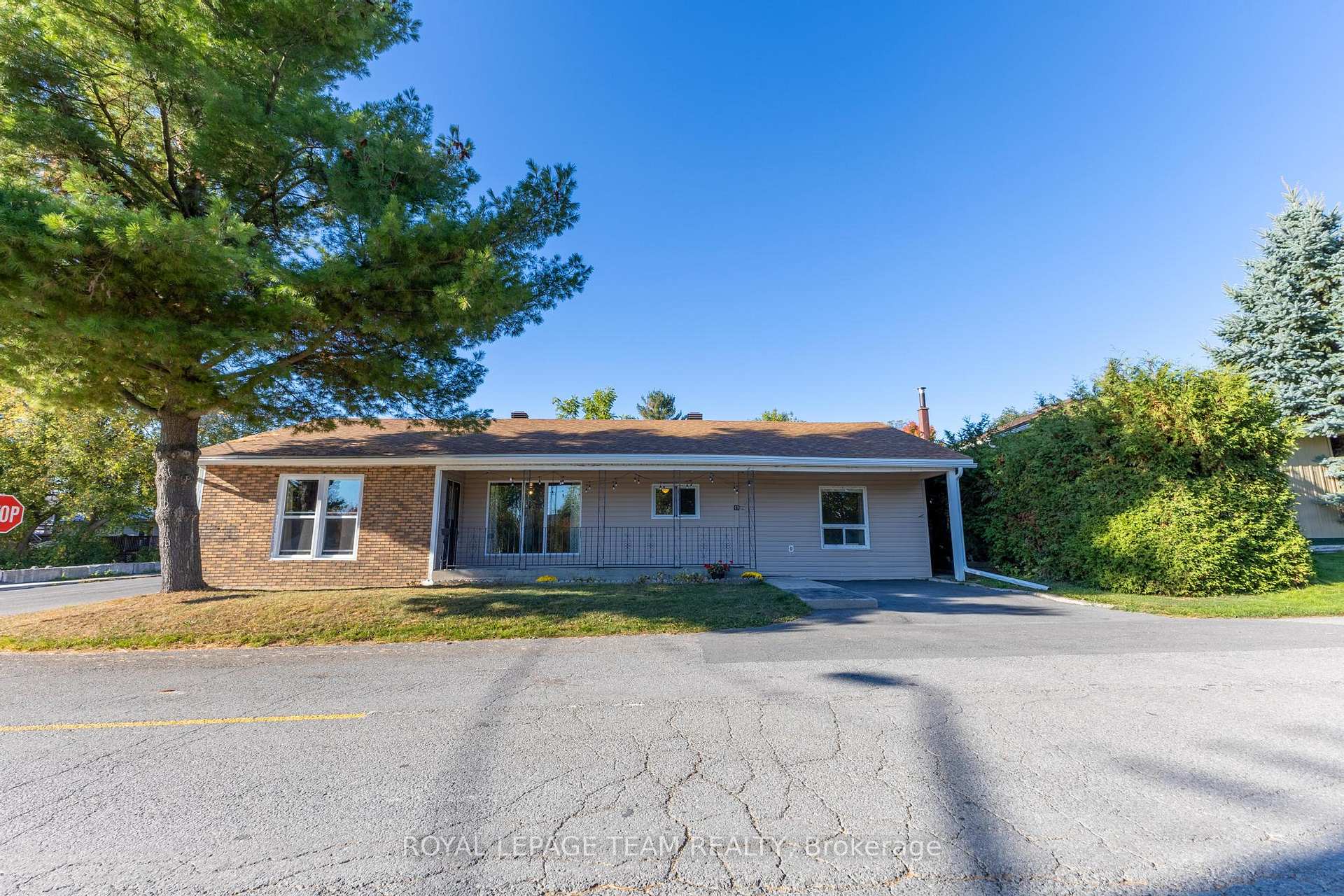 Photo 1 of 49 William Street E, Arnprior — HOMEH