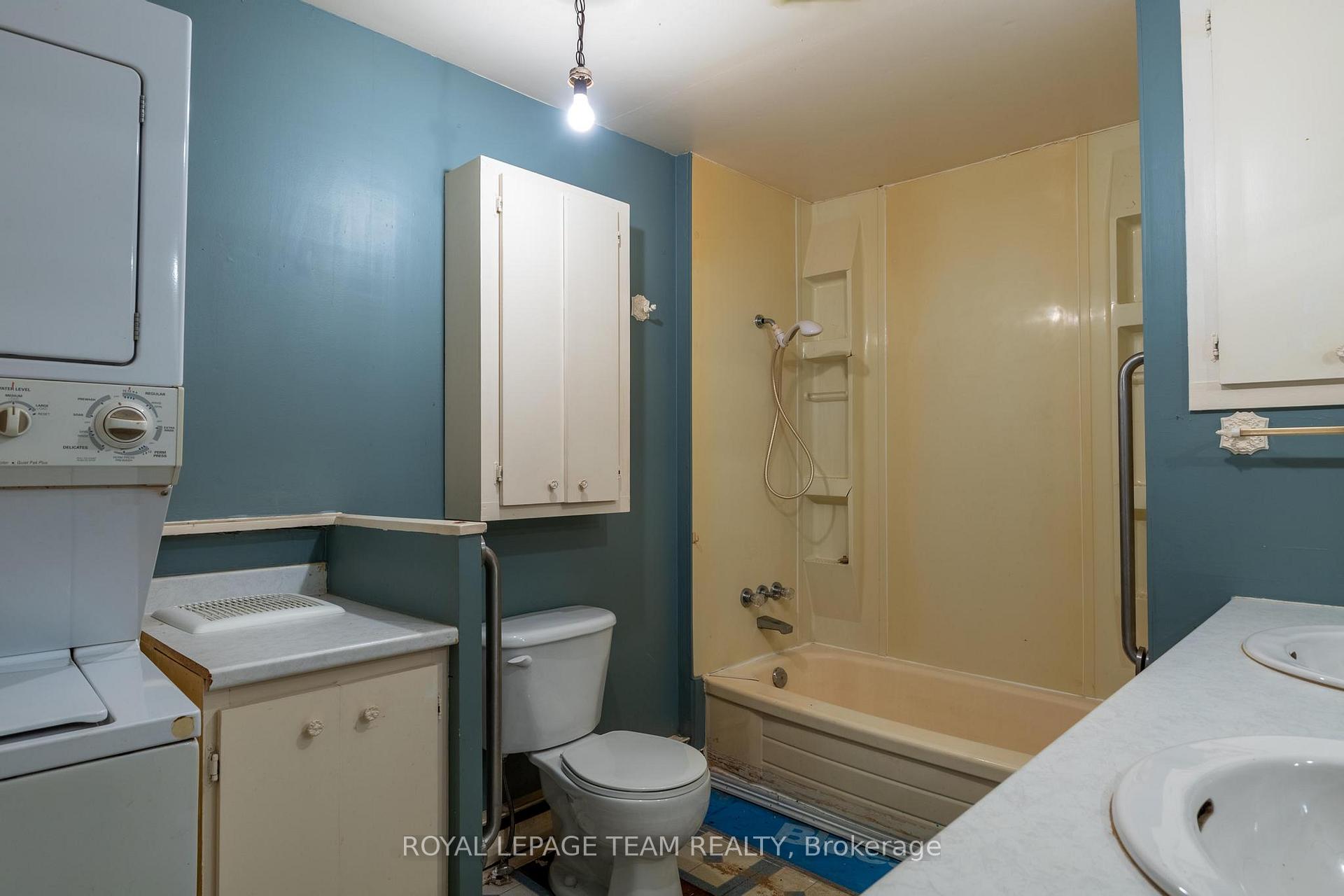 Photo 19 of 49 William Street E, Arnprior — HOMEH