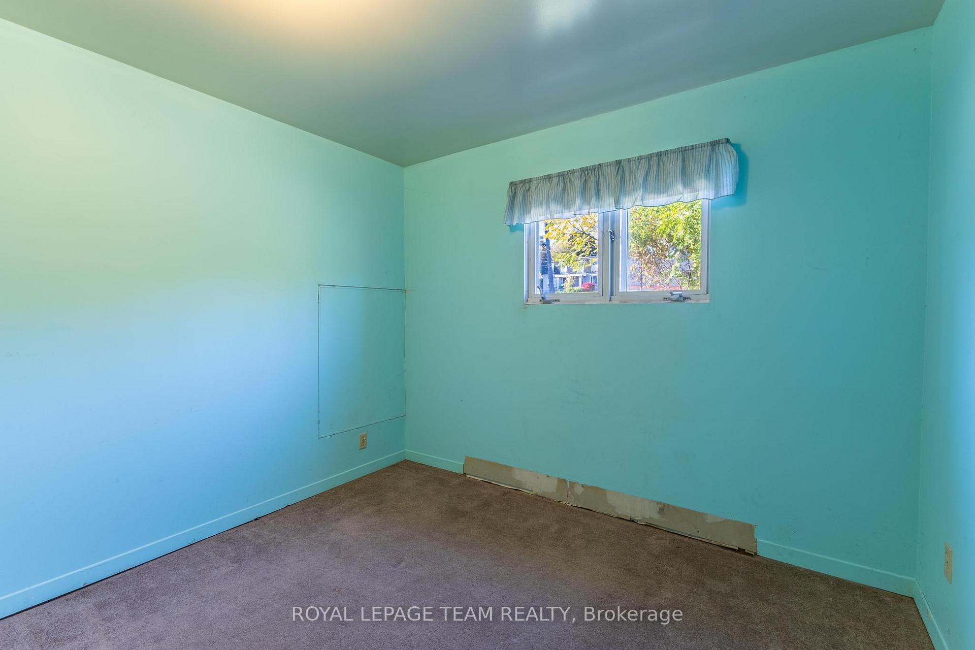 Photo 30 of 49 William Street E, Arnprior — HOMEH
