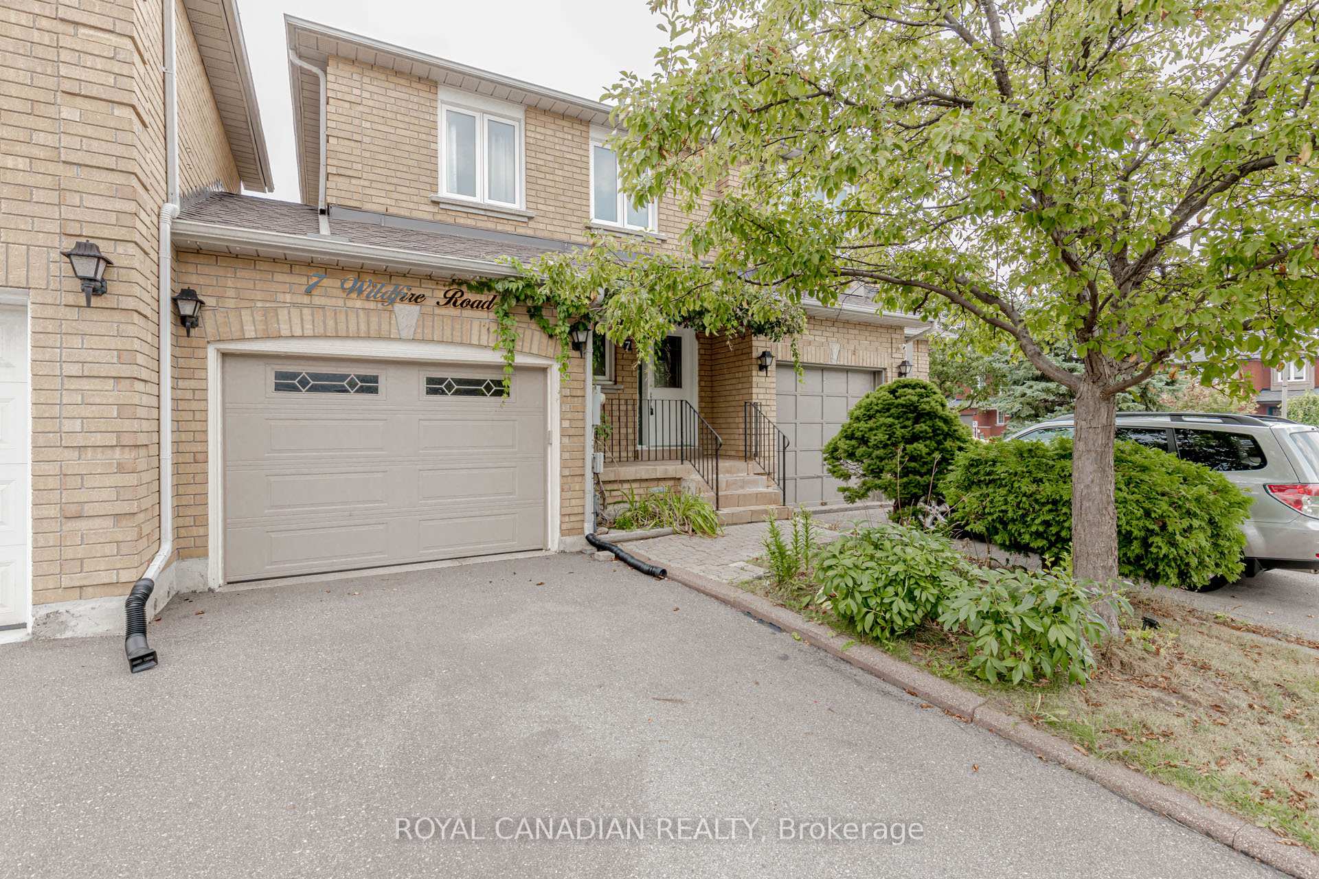 Photo 2 of 7 Wildfire Road, Vaughan, East Woodbridge — HOMEH