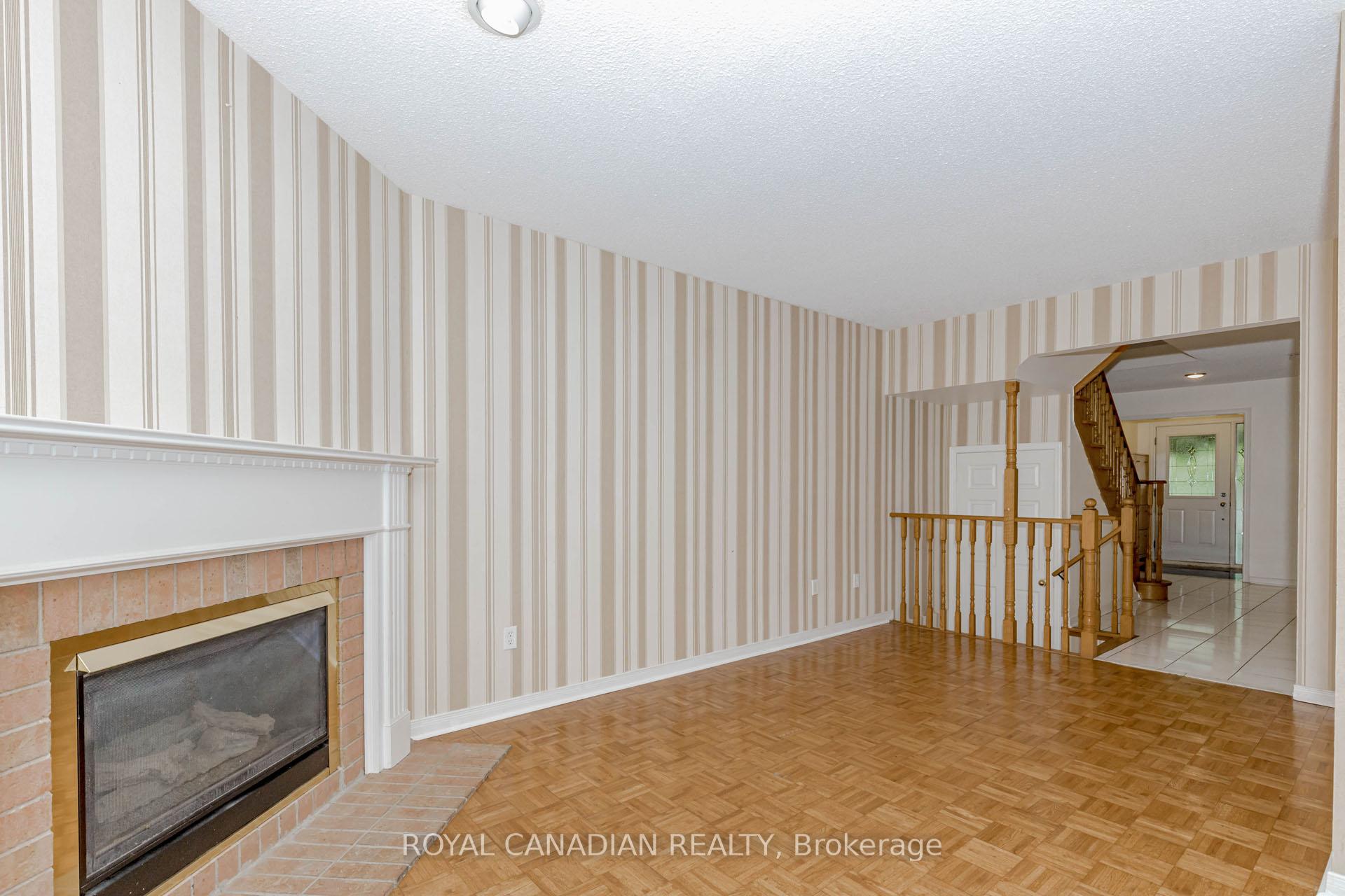 Photo 8 of 7 Wildfire Road, Vaughan, East Woodbridge — HOMEH