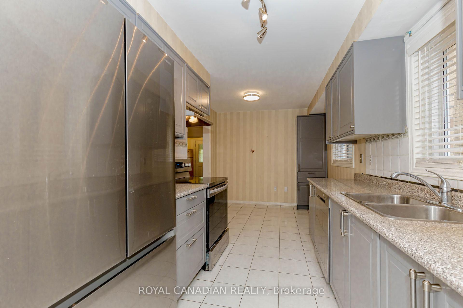Photo 11 of 7 Wildfire Road, Vaughan, East Woodbridge — HOMEH
