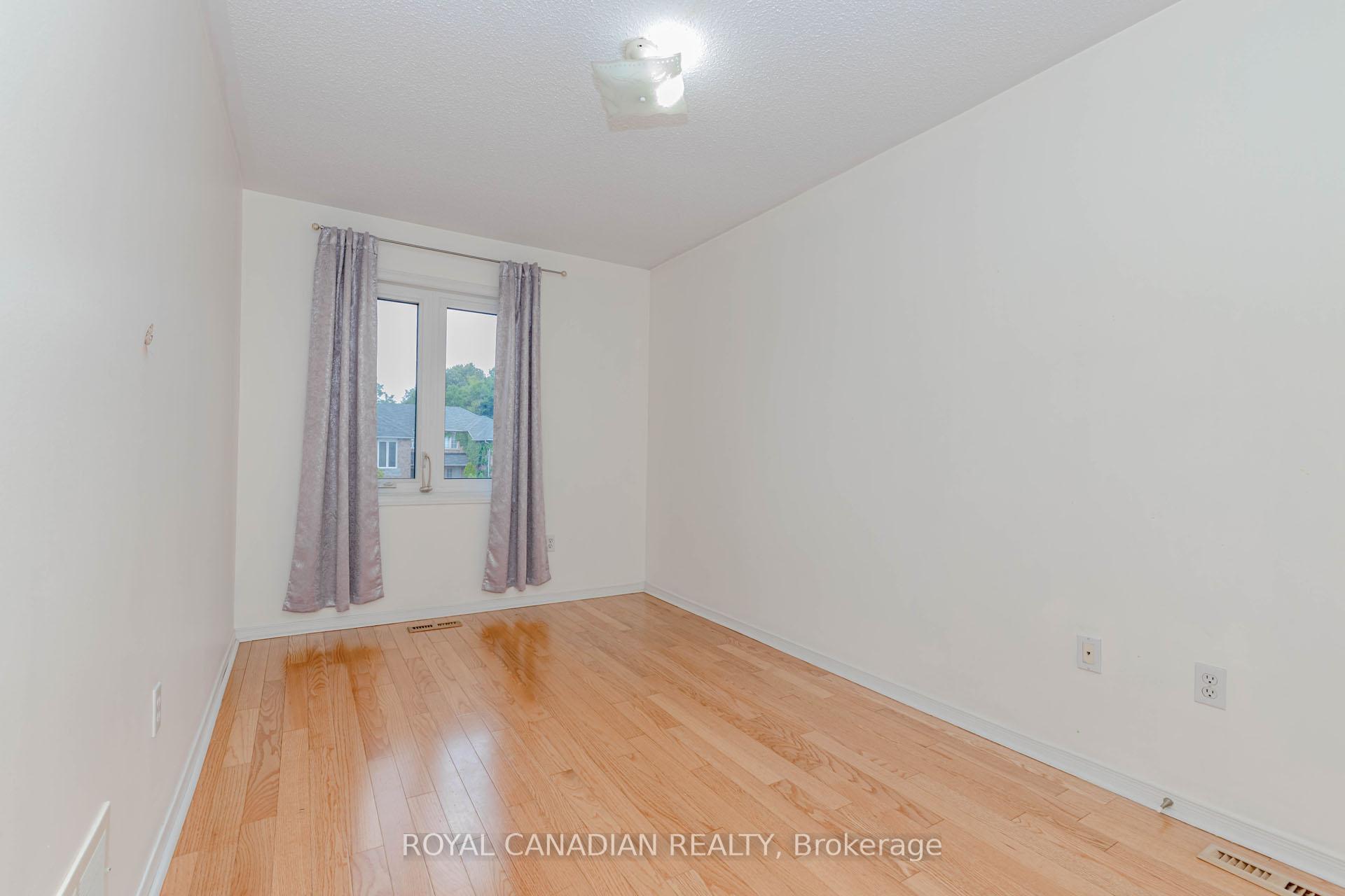 Photo 26 of 7 Wildfire Road, Vaughan, East Woodbridge — HOMEH