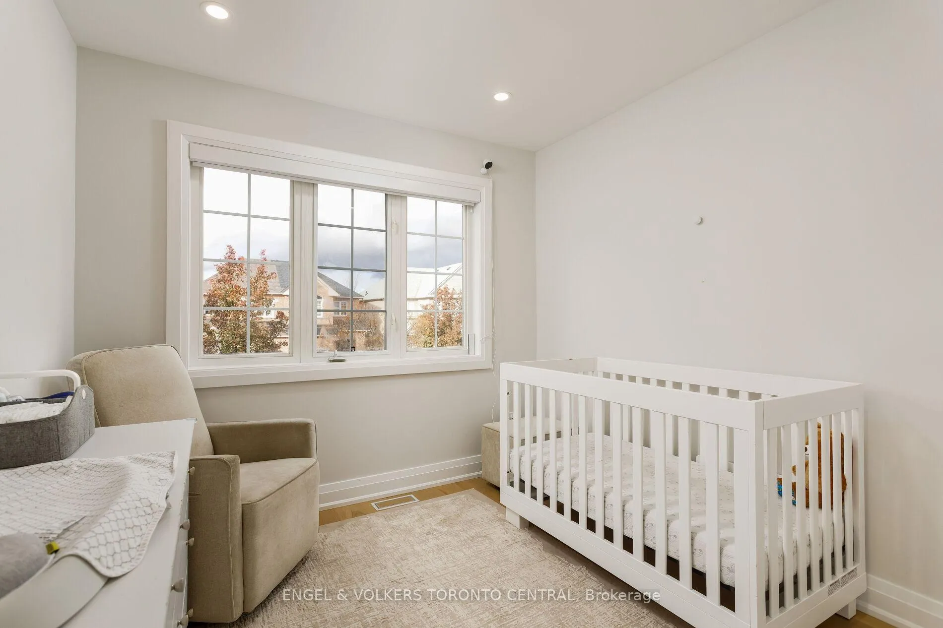 Photo 19 of 41 Gianmarco Way, Vaughan, Vellore Village — HOMEH