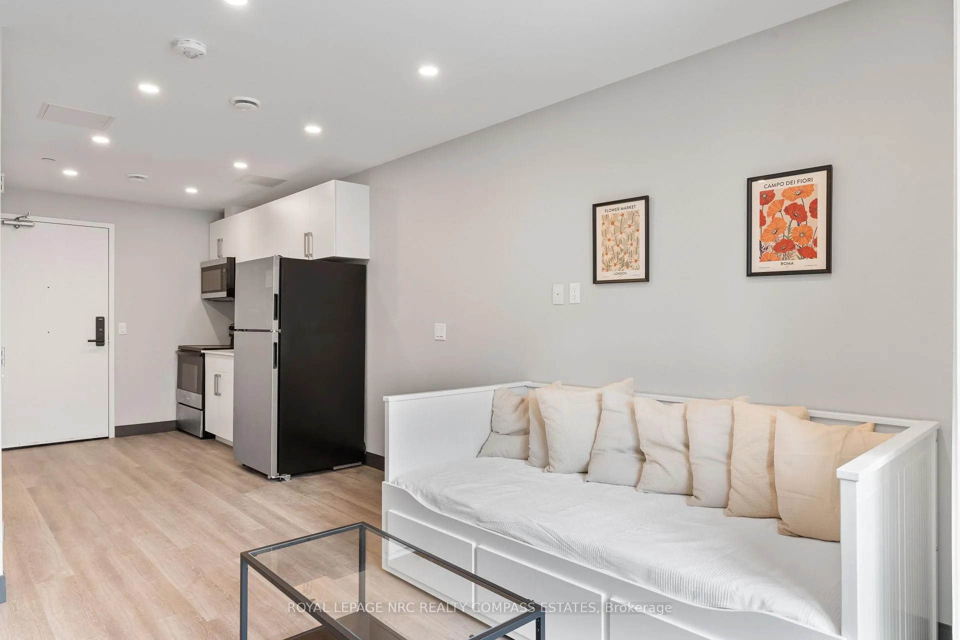 Photo 2 of Unit 421, 695 Niagara Street, Welland, N. Welland — HOMEH
