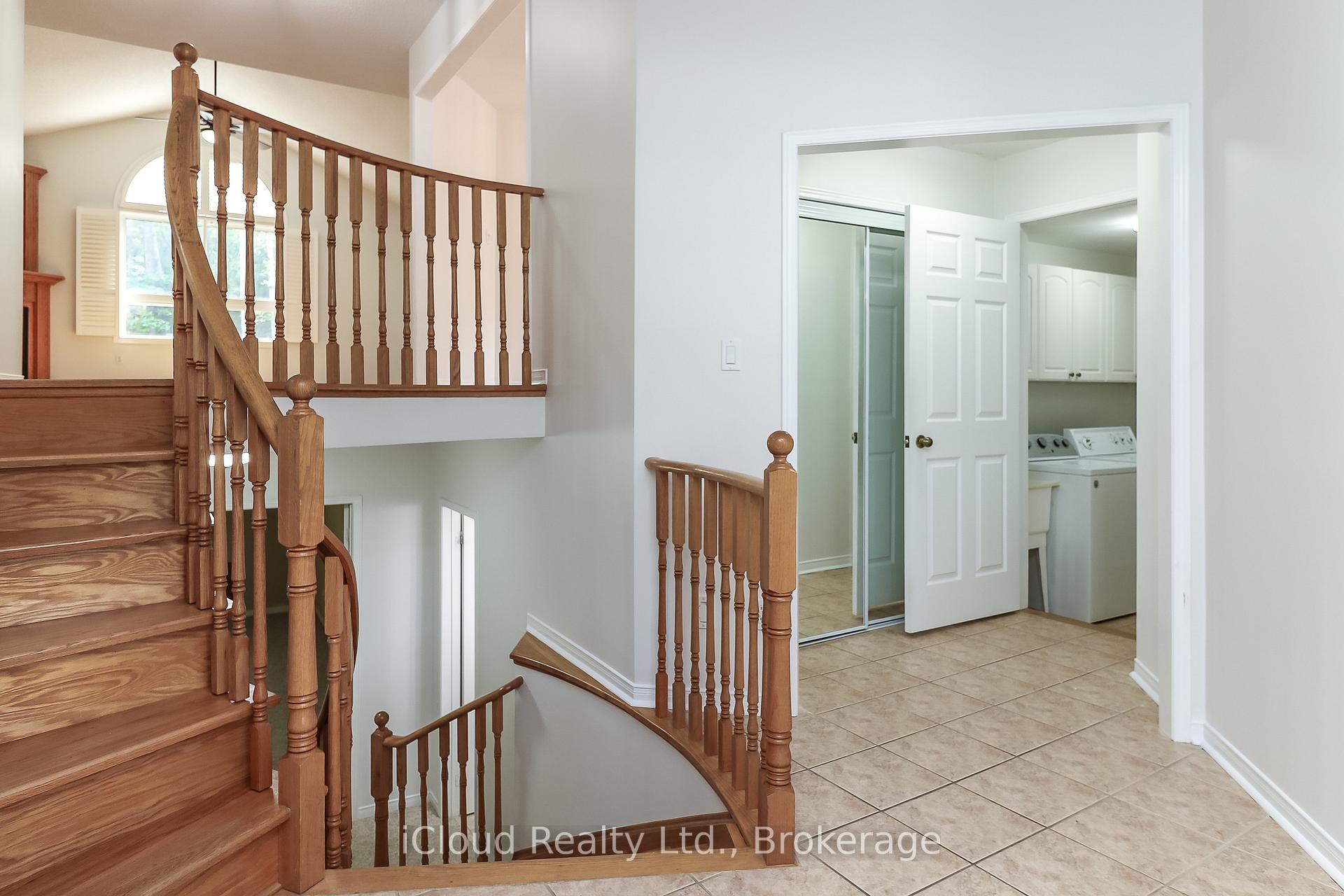 Photo 4 of 154 Royal Beech Drive, Wasaga Beach — HOMEH